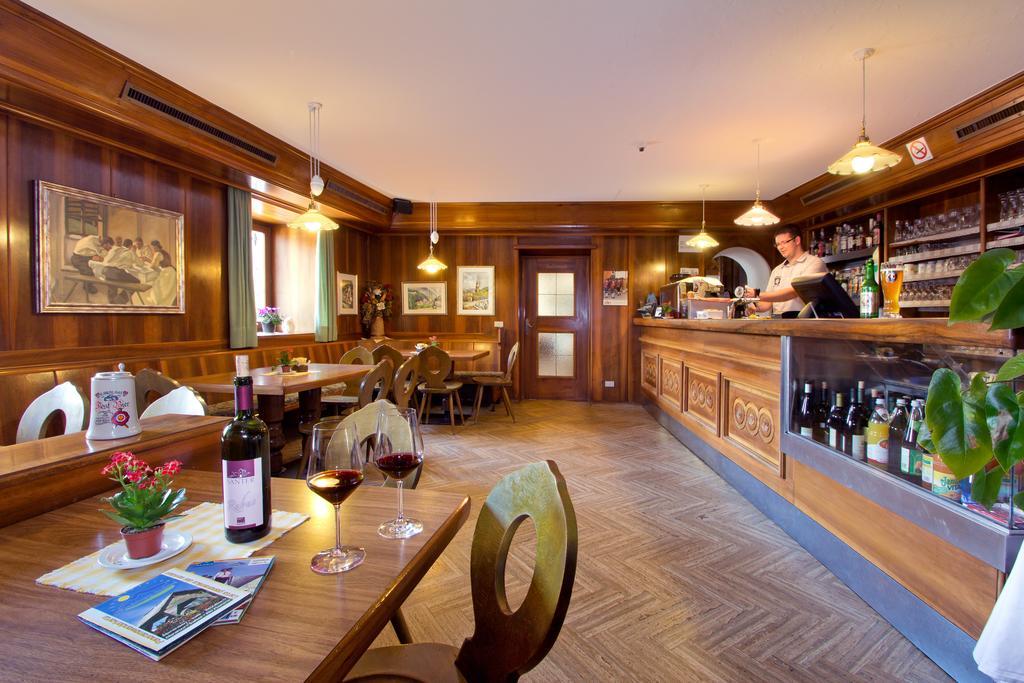 Hotel B&B Gasthof Zur Linde リオ・ディ・プステリーア エクステリア 写真